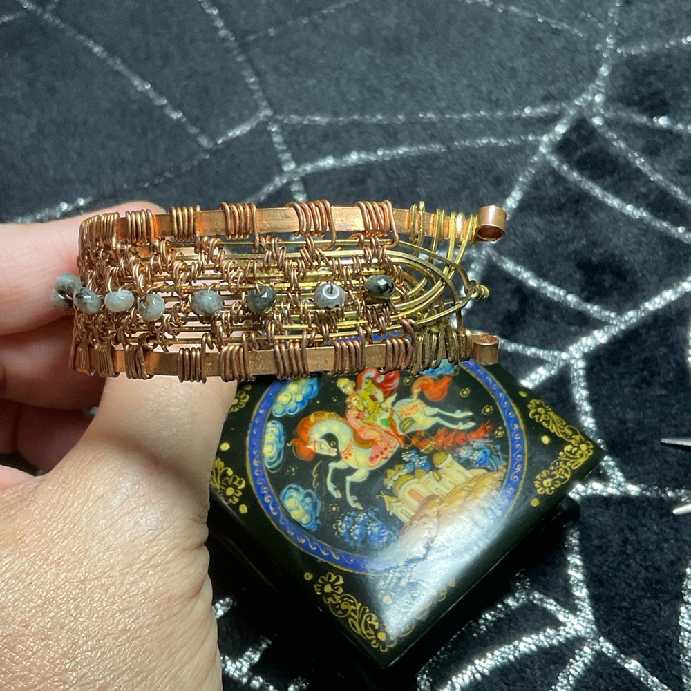 Labradorite bracelet - Picture 4 of 7